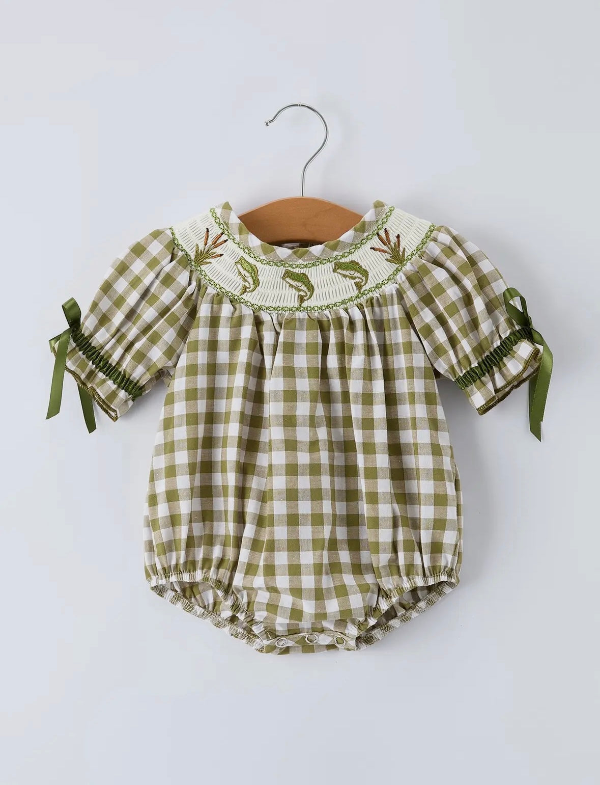 Bass & Bows Smocked Bubble